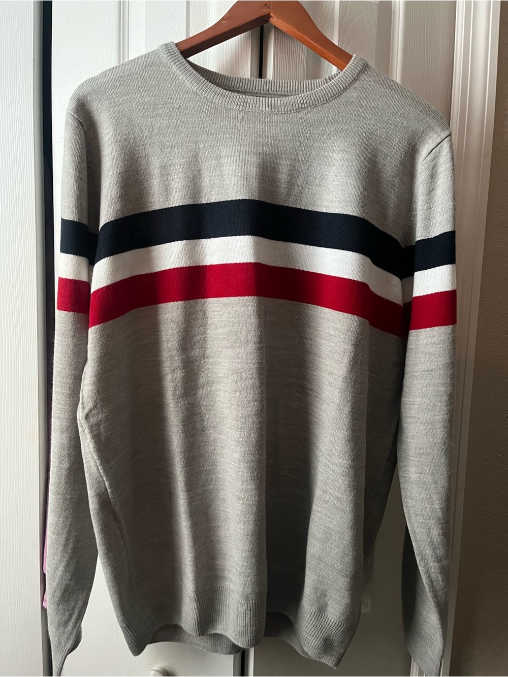 Primark men’s grey sweater with red, white & blue stripe  size Large